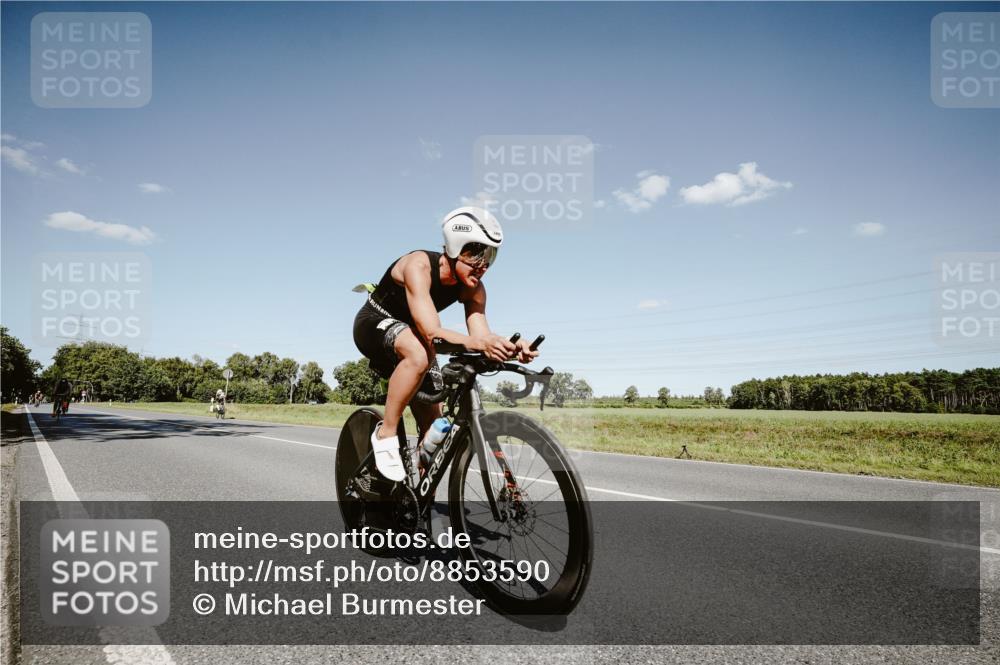 07.09.2025 - 19. Norderstedt Triathlon Michael Burmester http://msf.ph/oto/8853590 07.09.2025 14:48:20 Radfahren 469, 475, 1002 meine-sportfotos.de