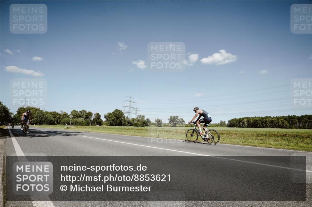 07.09.2025 - 19. Norderstedt Triathlon Michael Burmester http://msf.ph/oto/8853621 07.09.2025 14:48:53 Radfahren 410, 465, 908, 1510 meine-sportfotos.de