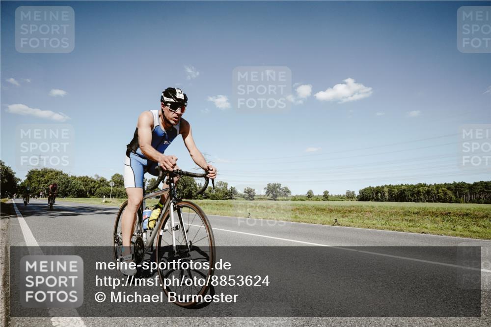 07.09.2025 - 19. Norderstedt Triathlon Michael Burmester http://msf.ph/oto/8853624 07.09.2025 14:48:54 Radfahren 410, 465, 908, 1510 meine-sportfotos.de