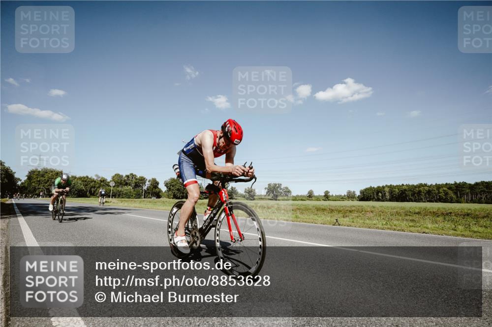 07.09.2025 - 19. Norderstedt Triathlon Michael Burmester http://msf.ph/oto/8853628 07.09.2025 14:48:56 Radfahren 465, 908, 1510 meine-sportfotos.de