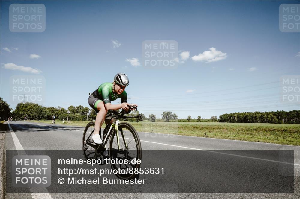 07.09.2025 - 19. Norderstedt Triathlon Michael Burmester http://msf.ph/oto/8853631 07.09.2025 14:48:56 Radfahren 465, 908, 1510 meine-sportfotos.de