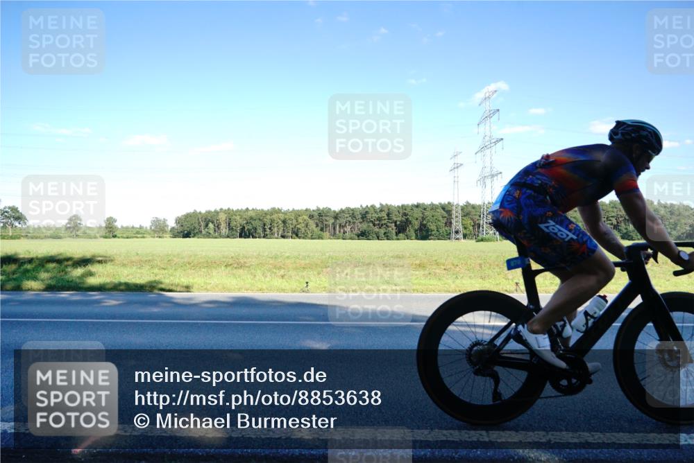 07.09.2025 - 19. Norderstedt Triathlon Michael Burmester http://msf.ph/oto/8853638 07.09.2025 16:04:30 Radfahren 493, 544, 870, 1435, 1464 meine-sportfotos.de