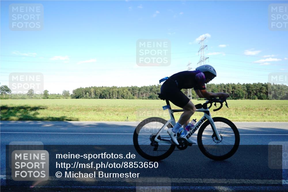 07.09.2025 - 19. Norderstedt Triathlon Michael Burmester http://msf.ph/oto/8853650 07.09.2025 16:04:35 Radfahren 873, 953, 1444, 1592 meine-sportfotos.de