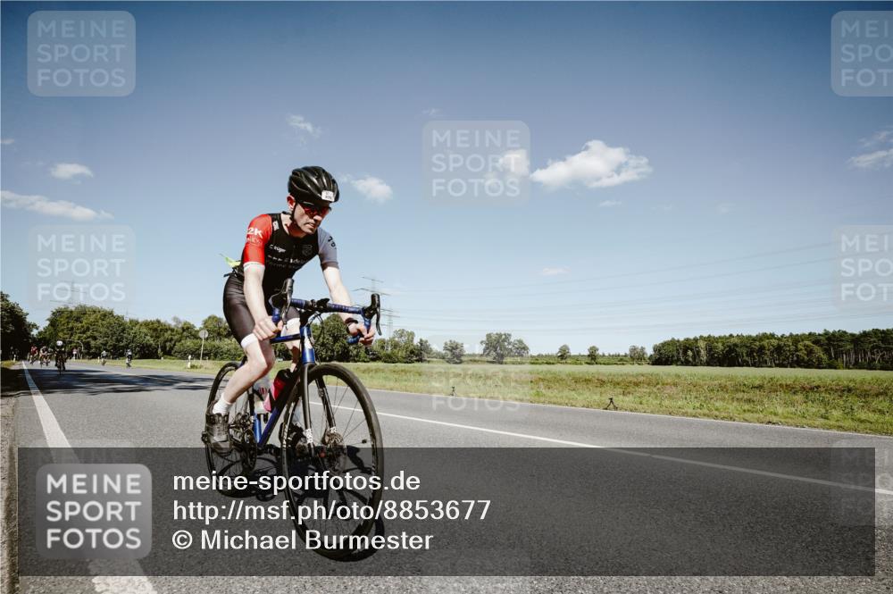 07.09.2025 - 19. Norderstedt Triathlon Michael Burmester http://msf.ph/oto/8853677 07.09.2025 14:49:35 Radfahren 970, 1507 meine-sportfotos.de
