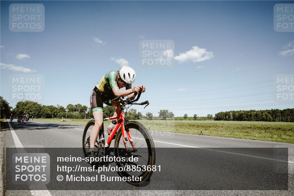 07.09.2025 - 19. Norderstedt Triathlon Michael Burmester http://msf.ph/oto/8853681 07.09.2025 14:49:38 Radfahren 900, 970, 1465, 1484, 1507 meine-sportfotos.de