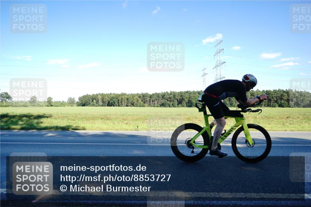 07.09.2025 - 19. Norderstedt Triathlon Michael Burmester http://msf.ph/oto/8853727 07.09.2025 16:05:14 Radfahren 1095, 1618 meine-sportfotos.de
