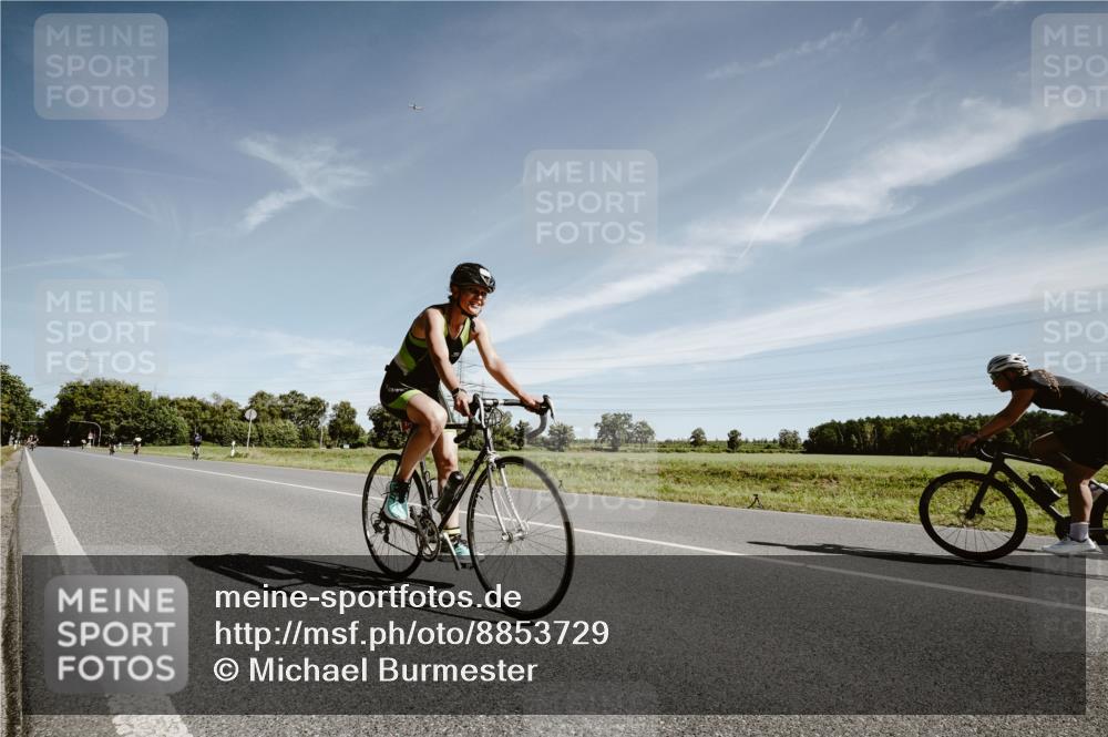 07.09.2025 - 19. Norderstedt Triathlon Michael Burmester http://msf.ph/oto/8853729 07.09.2025 11:53:13 Radfahren 778 meine-sportfotos.de