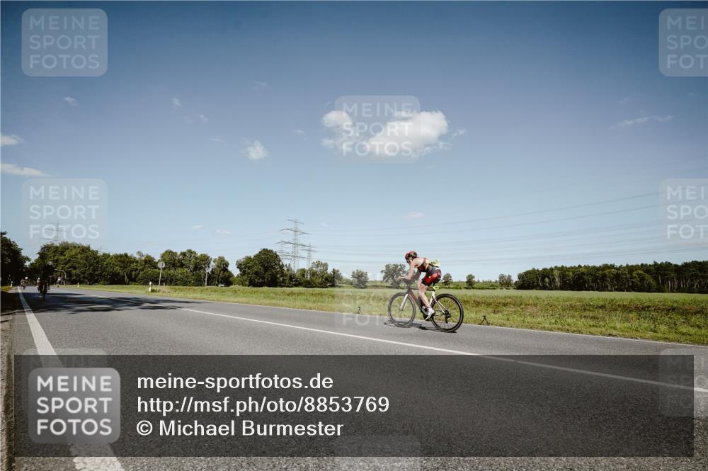07.09.2025 - 19. Norderstedt Triathlon Michael Burmester http://msf.ph/oto/8853769 07.09.2025 14:51:01 Radfahren  meine-sportfotos.de