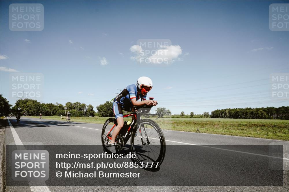07.09.2025 - 19. Norderstedt Triathlon Michael Burmester http://msf.ph/oto/8853777 07.09.2025 14:51:05 Radfahren 399, 478 meine-sportfotos.de
