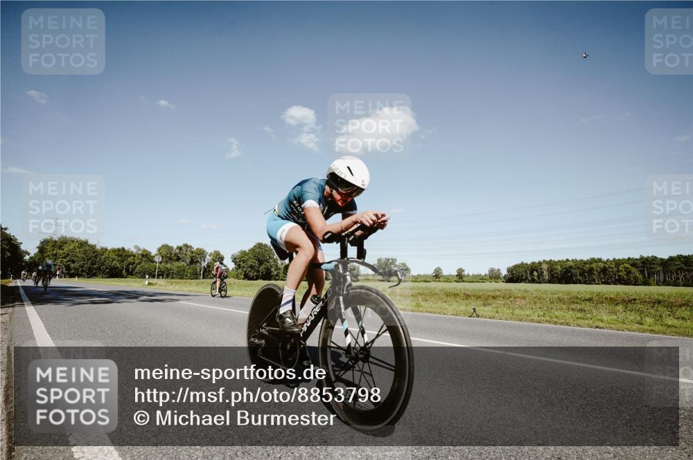 07.09.2025 - 19. Norderstedt Triathlon Michael Burmester http://msf.ph/oto/8853798 07.09.2025 14:51:38 Radfahren 441 meine-sportfotos.de