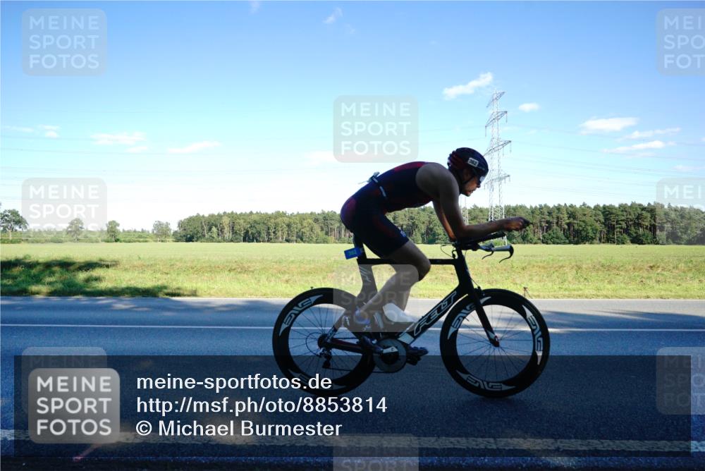 07.09.2025 - 19. Norderstedt Triathlon Michael Burmester http://msf.ph/oto/8853814 07.09.2025 16:05:40 Radfahren 362, 521, 864, 903, 929, 1569, 1603, 1630 meine-sportfotos.de
