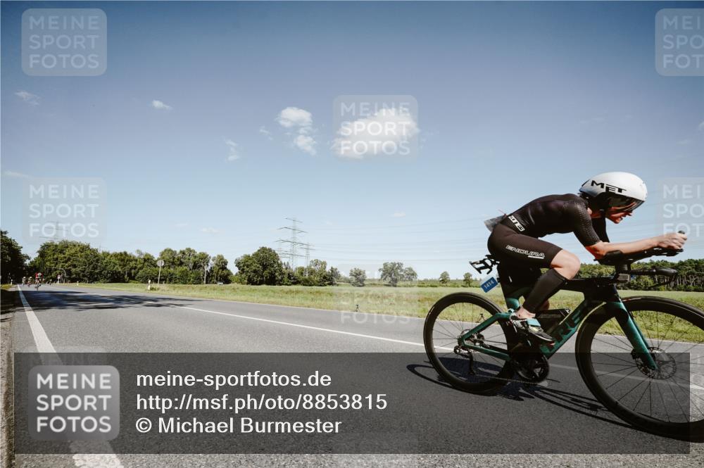07.09.2025 - 19. Norderstedt Triathlon Michael Burmester http://msf.ph/oto/8853815 07.09.2025 14:51:50 Radfahren 459, 1414, 1496 meine-sportfotos.de