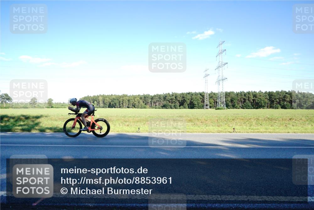07.09.2025 - 19. Norderstedt Triathlon Michael Burmester http://msf.ph/oto/8853961 07.09.2025 16:07:09 Radfahren 492, 552, 866, 952, 1094, 1407, 1523, 1555, 1574, 1588, 1589, 1601, 1616 meine-sportfotos.de