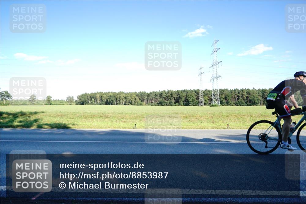 07.09.2025 - 19. Norderstedt Triathlon Michael Burmester http://msf.ph/oto/8853987 07.09.2025 16:07:28 Radfahren 1061, 1513, 1580 meine-sportfotos.de