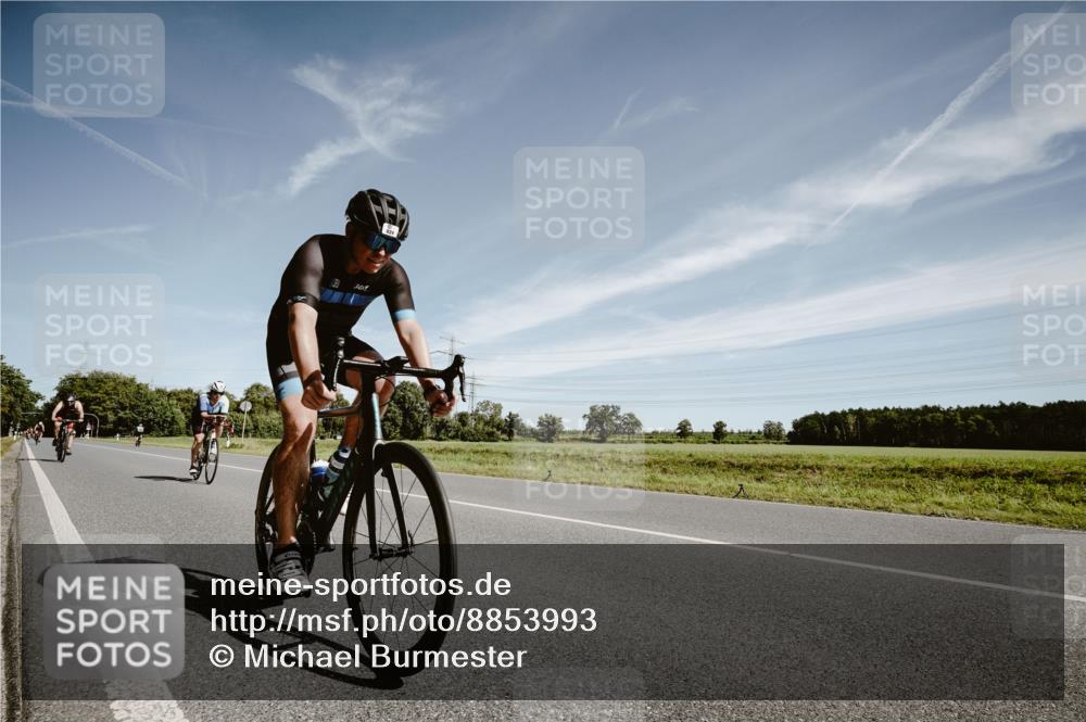 07.09.2025 - 19. Norderstedt Triathlon Michael Burmester http://msf.ph/oto/8853993 07.09.2025 11:56:18 Radfahren 802, 824, 1332, 1367 meine-sportfotos.de