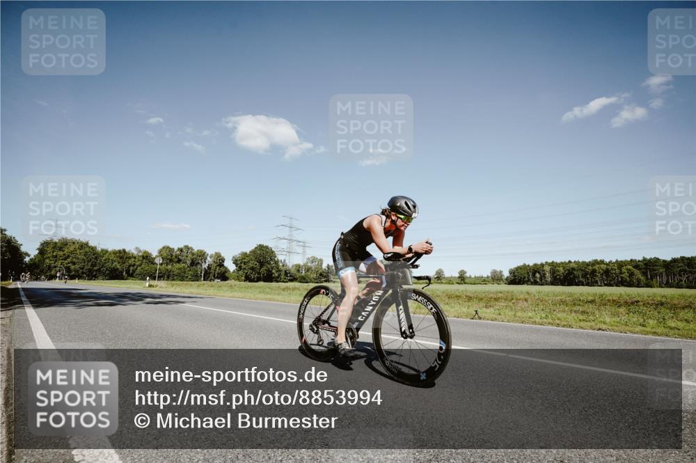07.09.2025 - 19. Norderstedt Triathlon Michael Burmester http://msf.ph/oto/8853994 07.09.2025 14:54:28 Radfahren 411, 452 meine-sportfotos.de