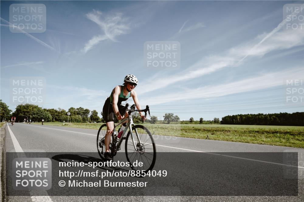 07.09.2025 - 19. Norderstedt Triathlon Michael Burmester http://msf.ph/oto/8854049 07.09.2025 11:56:56 Radfahren 148 meine-sportfotos.de