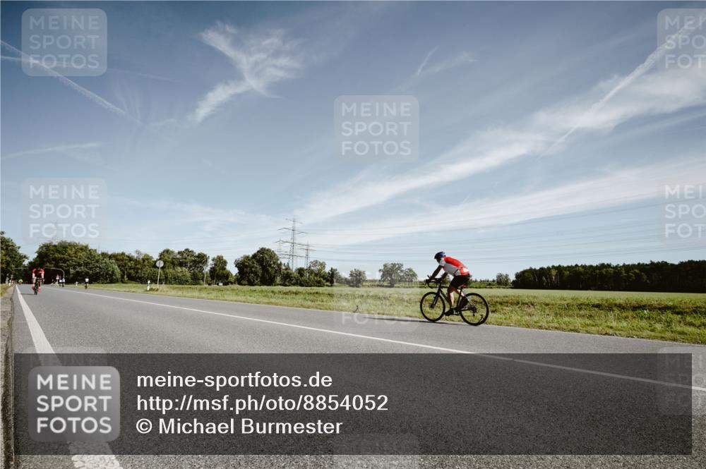 07.09.2025 - 19. Norderstedt Triathlon Michael Burmester http://msf.ph/oto/8854052 07.09.2025 11:56:57 Radfahren 148, 857 meine-sportfotos.de