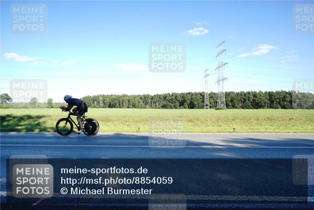 07.09.2025 - 19. Norderstedt Triathlon Michael Burmester http://msf.ph/oto/8854059 07.09.2025 16:08:08 Radfahren 518, 936, 1556, 1628 meine-sportfotos.de