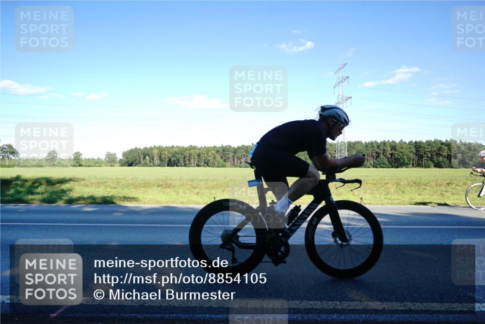 07.09.2025 - 19. Norderstedt Triathlon Michael Burmester http://msf.ph/oto/8854105 07.09.2025 16:08:38 Radfahren 927, 1078, 1458, 1623 meine-sportfotos.de