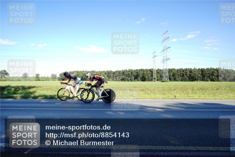 07.09.2025 - 19. Norderstedt Triathlon Michael Burmester http://msf.ph/oto/8854143 07.09.2025 16:09:18 Radfahren 378, 1420 meine-sportfotos.de