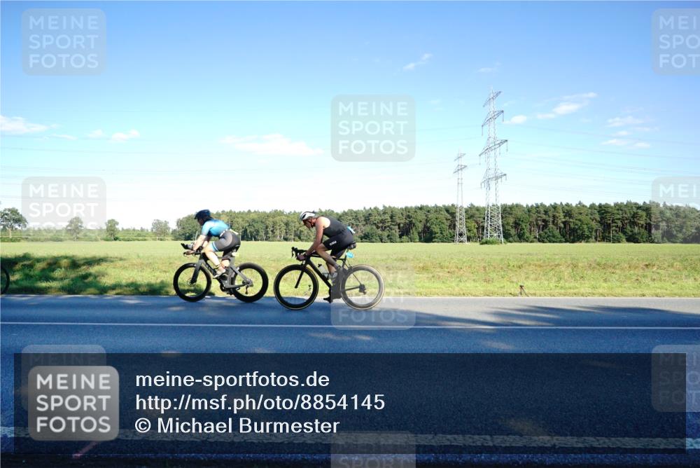07.09.2025 - 19. Norderstedt Triathlon Michael Burmester http://msf.ph/oto/8854145 07.09.2025 16:09:20 Radfahren 1080, 1420 meine-sportfotos.de