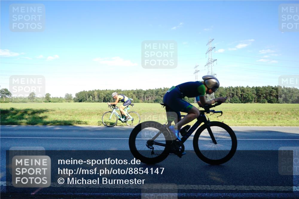 07.09.2025 - 19. Norderstedt Triathlon Michael Burmester http://msf.ph/oto/8854147 07.09.2025 16:09:25 Radfahren 488, 1064, 1080, 1085 meine-sportfotos.de