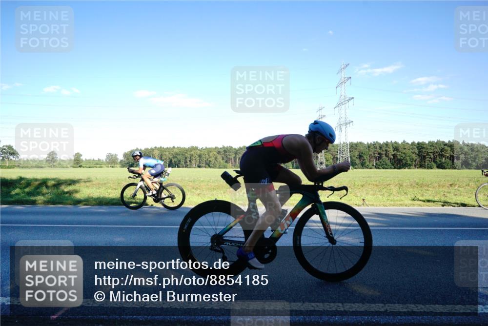 07.09.2025 - 19. Norderstedt Triathlon Michael Burmester http://msf.ph/oto/8854185 07.09.2025 16:10:25 Radfahren 1051, 1065, 1527, 1532, 1562 meine-sportfotos.de