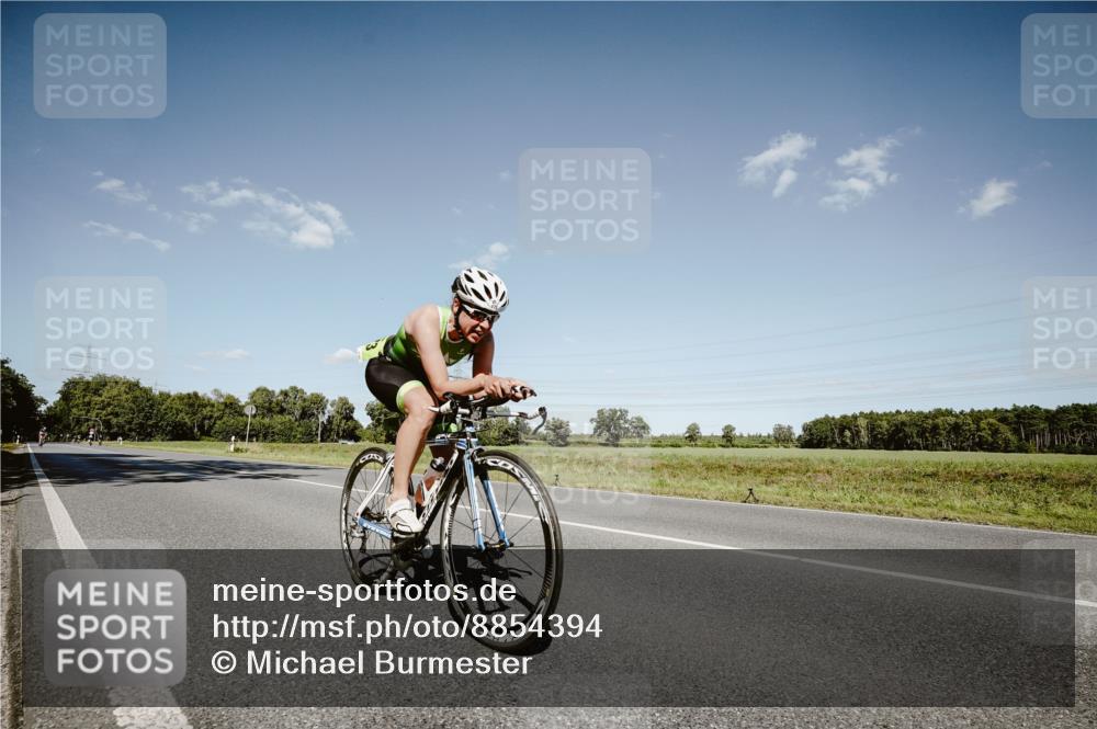 07.09.2025 - 19. Norderstedt Triathlon Michael Burmester http://msf.ph/oto/8854394 07.09.2025 14:56:55 Radfahren 473, 1447 meine-sportfotos.de