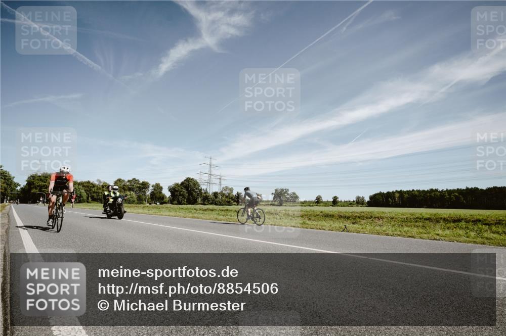 07.09.2025 - 19. Norderstedt Triathlon Michael Burmester http://msf.ph/oto/8854506 07.09.2025 11:58:50 Radfahren 736, 1378 meine-sportfotos.de