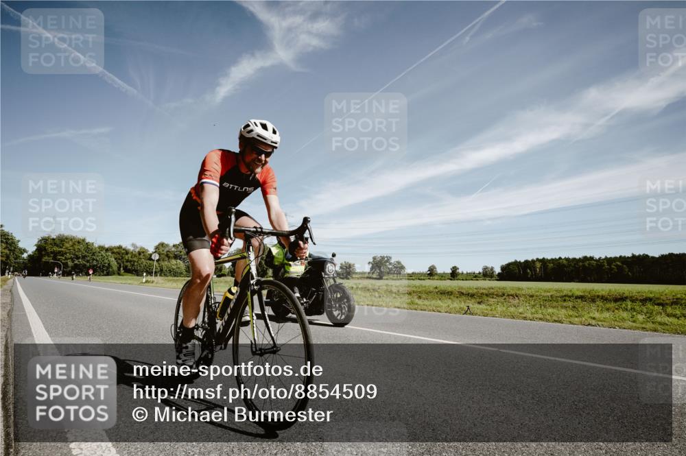 07.09.2025 - 19. Norderstedt Triathlon Michael Burmester http://msf.ph/oto/8854509 07.09.2025 11:58:51 Radfahren 736, 1378 meine-sportfotos.de