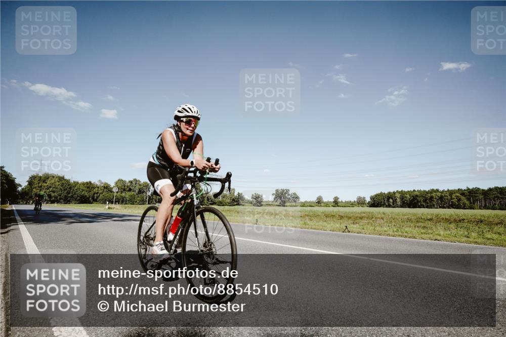 07.09.2025 - 19. Norderstedt Triathlon Michael Burmester http://msf.ph/oto/8854510 07.09.2025 14:58:48 Radfahren 461, 1480 meine-sportfotos.de