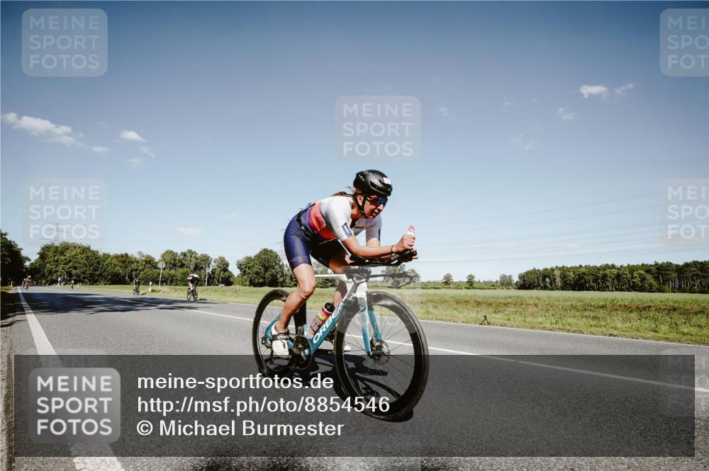 07.09.2025 - 19. Norderstedt Triathlon Michael Burmester http://msf.ph/oto/8854546 07.09.2025 14:59:30 Radfahren 469, 475, 1500 meine-sportfotos.de