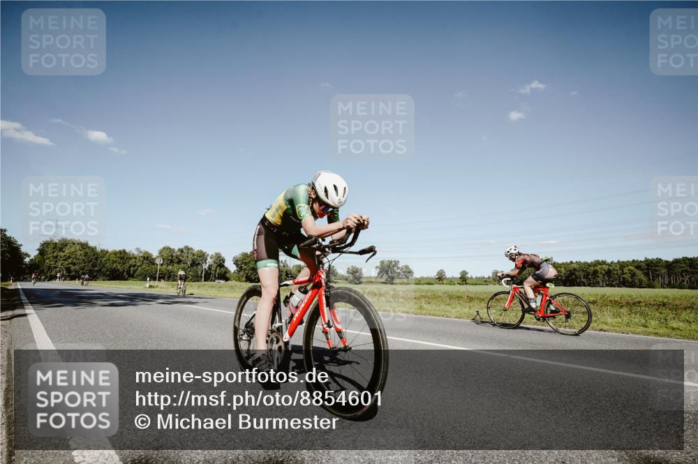 07.09.2025 - 19. Norderstedt Triathlon Michael Burmester http://msf.ph/oto/8854601 07.09.2025 15:00:31 Radfahren 447, 1507 meine-sportfotos.de