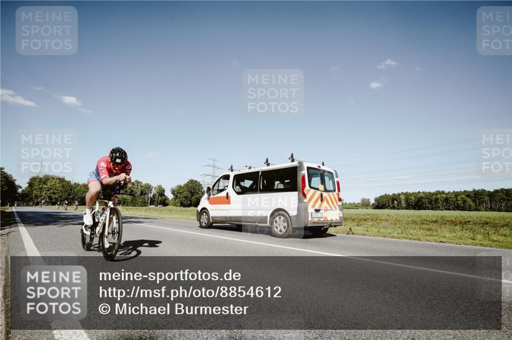 07.09.2025 - 19. Norderstedt Triathlon Michael Burmester http://msf.ph/oto/8854612 07.09.2025 15:00:37 Radfahren 1019 meine-sportfotos.de