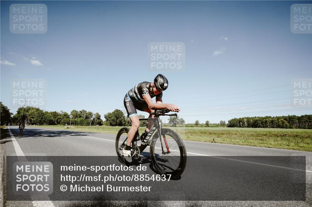 07.09.2025 - 19. Norderstedt Triathlon Michael Burmester http://msf.ph/oto/8854637 07.09.2025 15:01:11 Radfahren 455, 1484, 1510 meine-sportfotos.de