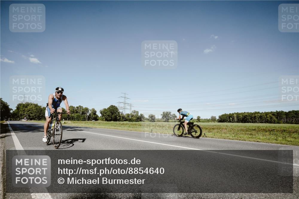 07.09.2025 - 19. Norderstedt Triathlon Michael Burmester http://msf.ph/oto/8854640 07.09.2025 15:01:13 Radfahren 1484, 1510 meine-sportfotos.de