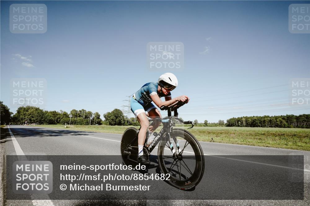 07.09.2025 - 19. Norderstedt Triathlon Michael Burmester http://msf.ph/oto/8854682 07.09.2025 15:01:56 Radfahren 441 meine-sportfotos.de