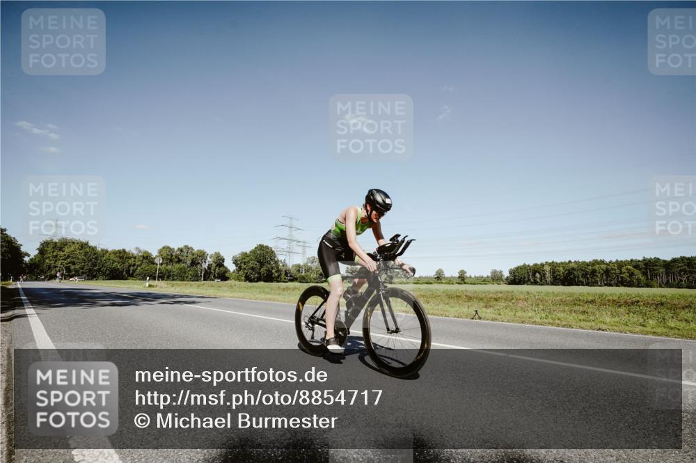 07.09.2025 - 19. Norderstedt Triathlon Michael Burmester http://msf.ph/oto/8854717 07.09.2025 15:02:23 Radfahren 476, 970 meine-sportfotos.de