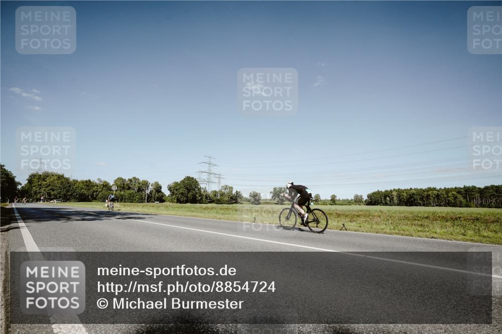 07.09.2025 - 19. Norderstedt Triathlon Michael Burmester http://msf.ph/oto/8854724 07.09.2025 15:02:27 Radfahren  meine-sportfotos.de