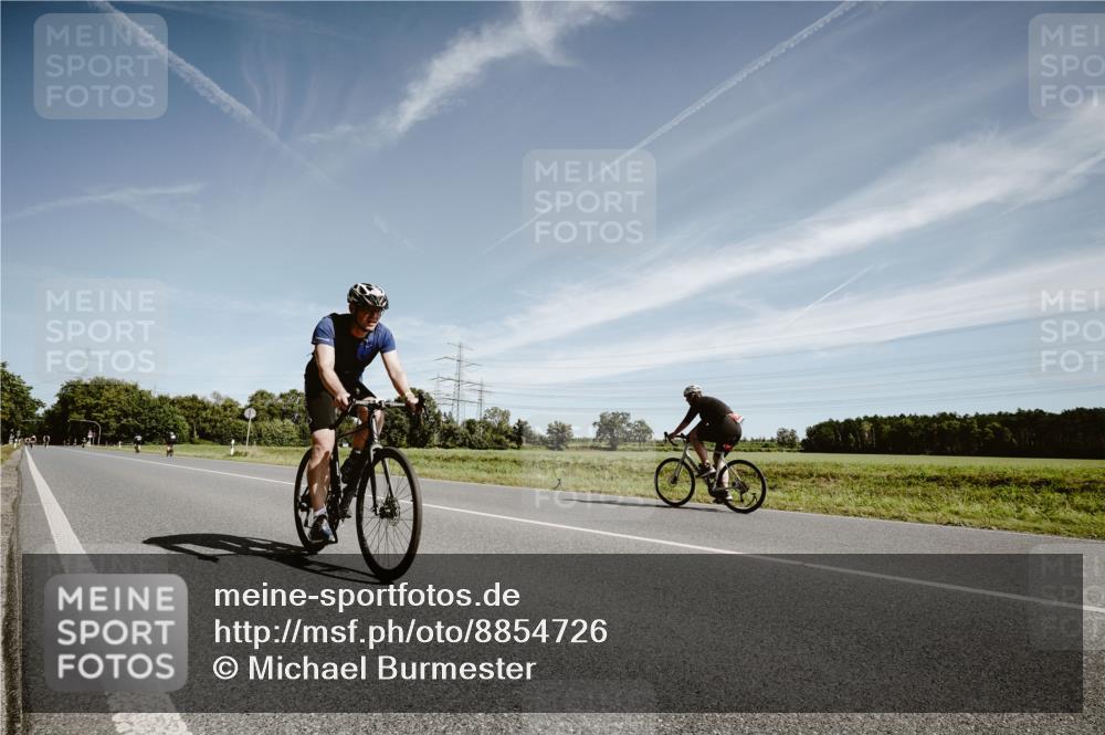07.09.2025 - 19. Norderstedt Triathlon Michael Burmester http://msf.ph/oto/8854726 07.09.2025 12:00:46 Radfahren 1231 meine-sportfotos.de