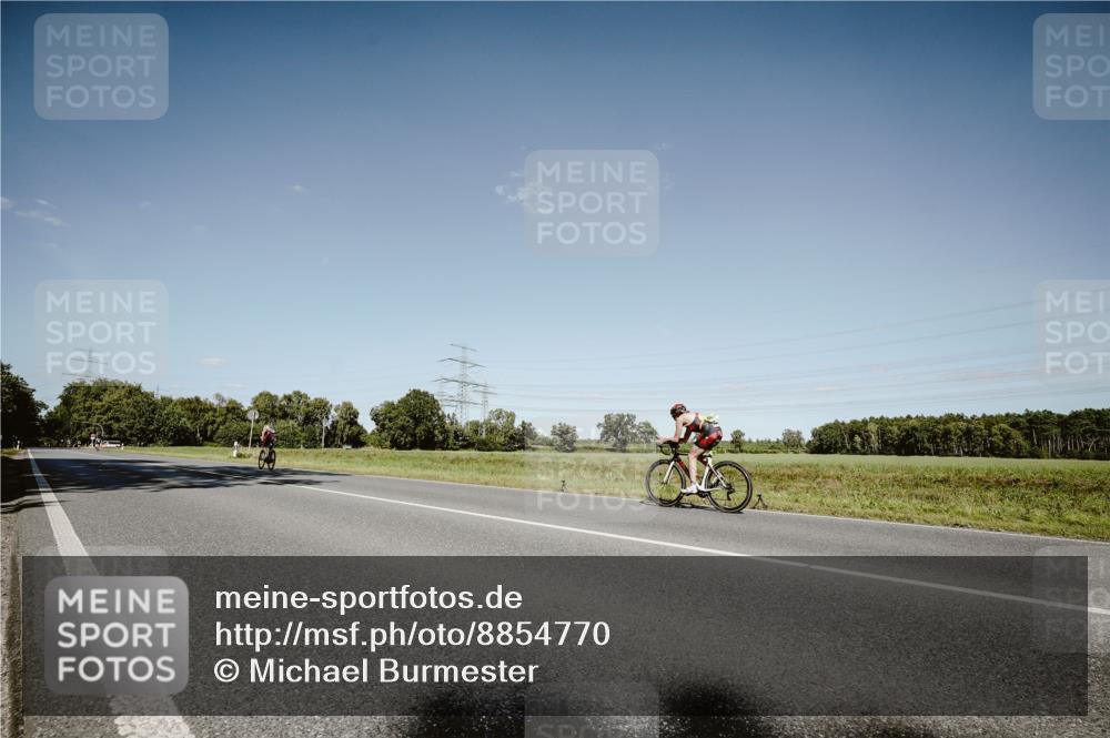 07.09.2025 - 19. Norderstedt Triathlon Michael Burmester http://msf.ph/oto/8854770 07.09.2025 15:03:10 Radfahren  meine-sportfotos.de