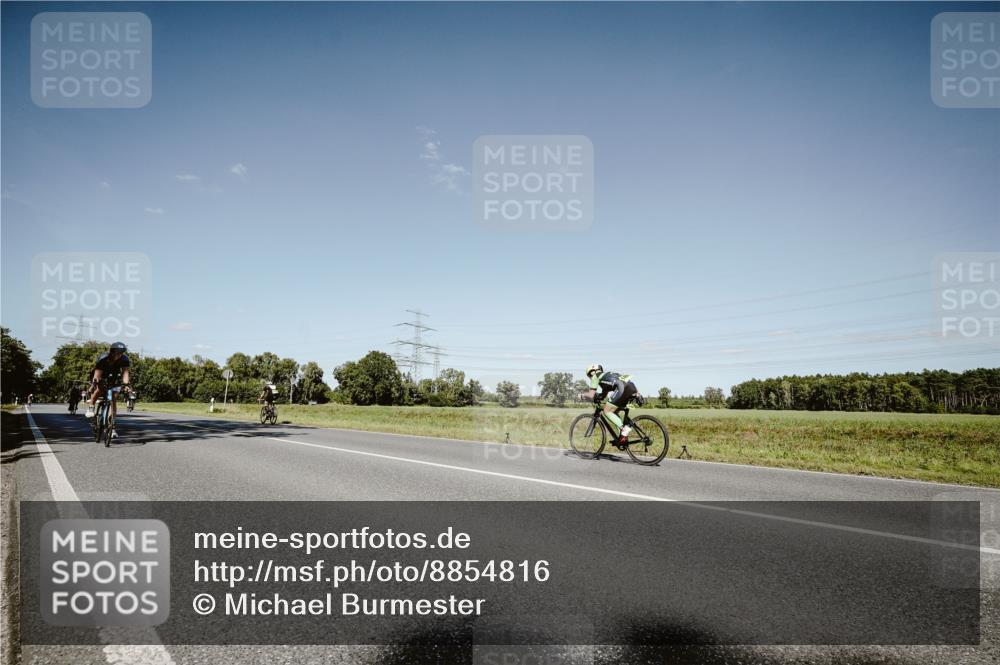 07.09.2025 - 19. Norderstedt Triathlon Michael Burmester http://msf.ph/oto/8854816 07.09.2025 15:03:48 Radfahren 1470, 1505 meine-sportfotos.de