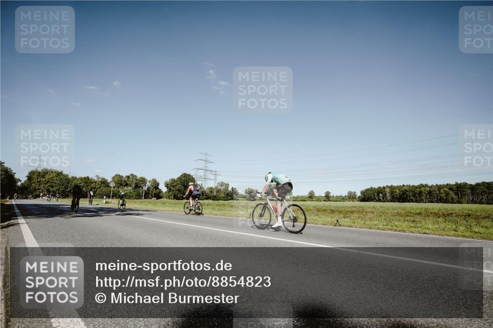 07.09.2025 - 19. Norderstedt Triathlon Michael Burmester http://msf.ph/oto/8854823 07.09.2025 15:03:50 Radfahren 1470, 1505 meine-sportfotos.de