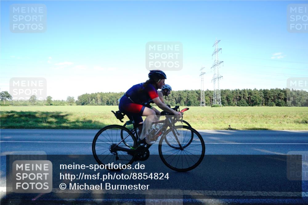 07.09.2025 - 19. Norderstedt Triathlon Michael Burmester http://msf.ph/oto/8854824 07.09.2025 16:25:40 Radfahren 384, 1108, 1476, 1533, 1541 meine-sportfotos.de
