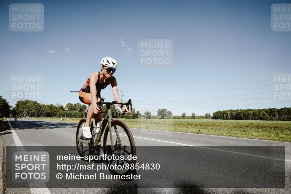 07.09.2025 - 19. Norderstedt Triathlon Michael Burmester http://msf.ph/oto/8854830 07.09.2025 15:03:58 Radfahren 445, 1434 meine-sportfotos.de