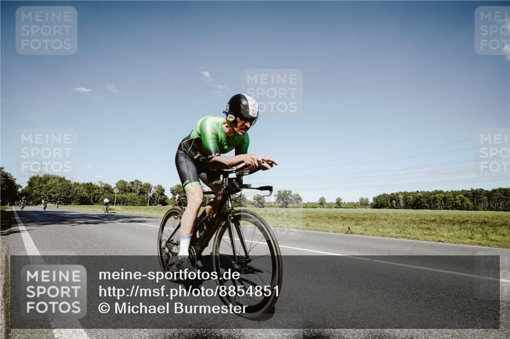 07.09.2025 - 19. Norderstedt Triathlon Michael Burmester http://msf.ph/oto/8854851 07.09.2025 15:04:13 Radfahren 1488 meine-sportfotos.de