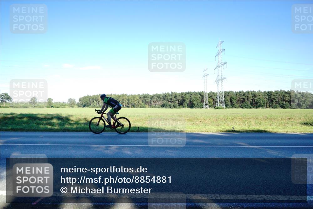 07.09.2025 - 19. Norderstedt Triathlon Michael Burmester http://msf.ph/oto/8854881 07.09.2025 16:28:48 Radfahren  meine-sportfotos.de