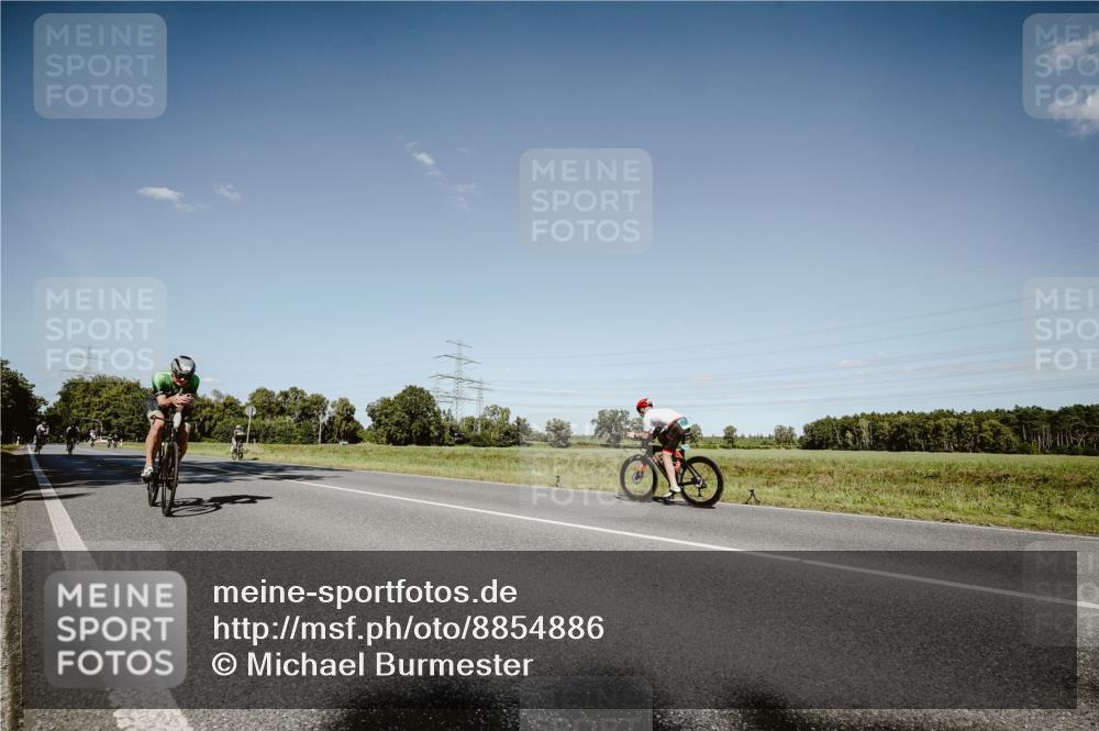 07.09.2025 - 19. Norderstedt Triathlon Michael Burmester http://msf.ph/oto/8854886 07.09.2025 15:04:30 Radfahren 1491 meine-sportfotos.de