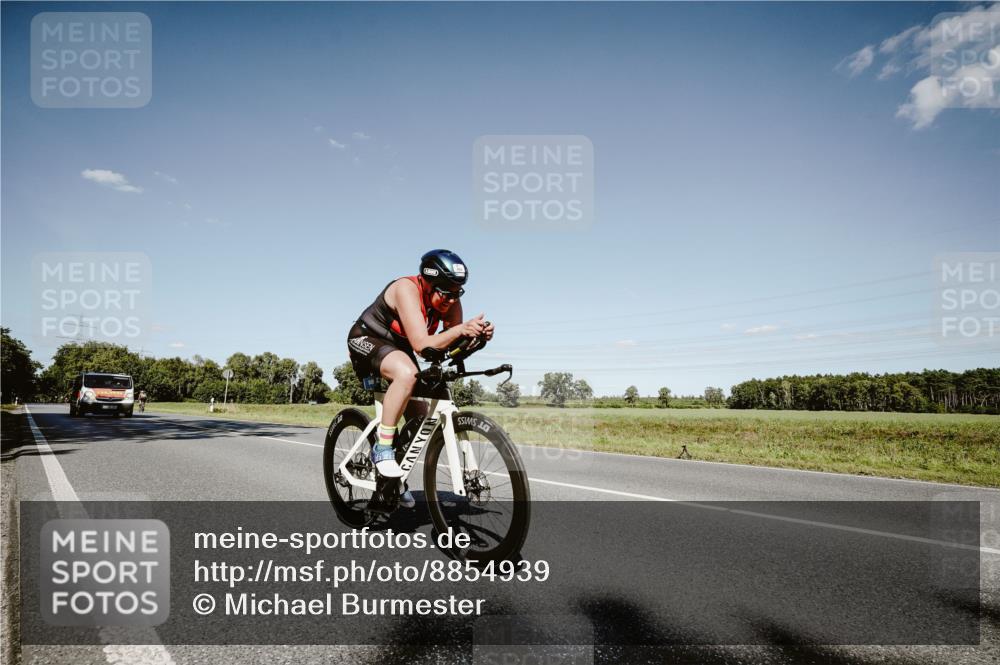 07.09.2025 - 19. Norderstedt Triathlon Michael Burmester http://msf.ph/oto/8854939 07.09.2025 15:05:19 Radfahren 459, 884 meine-sportfotos.de